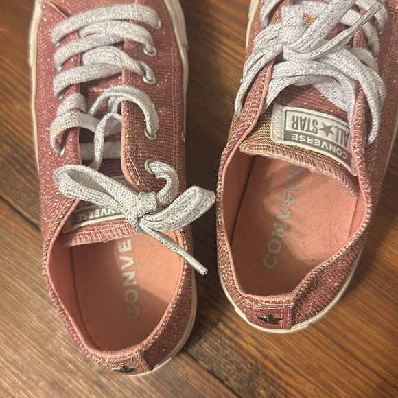 Pink sparkly converse - Picture 9 of 9